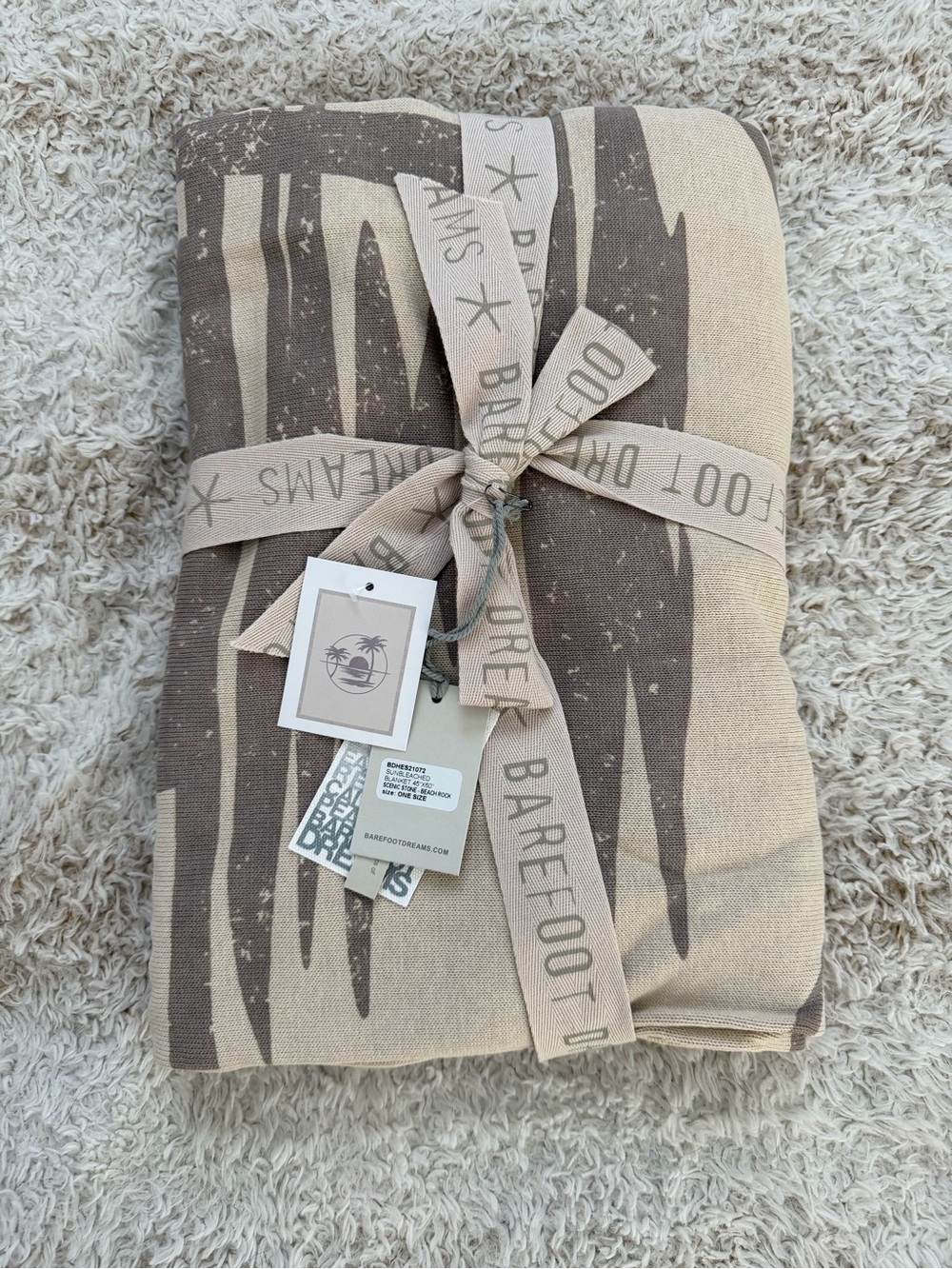 Barefoot Dreams Sunbleached Scenic Stone & Beach Rock Neutral Throw Blanket